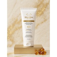 Glass Glow Super Block Sunscreen Gel (SPF 50 PA++++) Glass Glow Super Block Sunscreen Gel (SPF 50 PA++++)